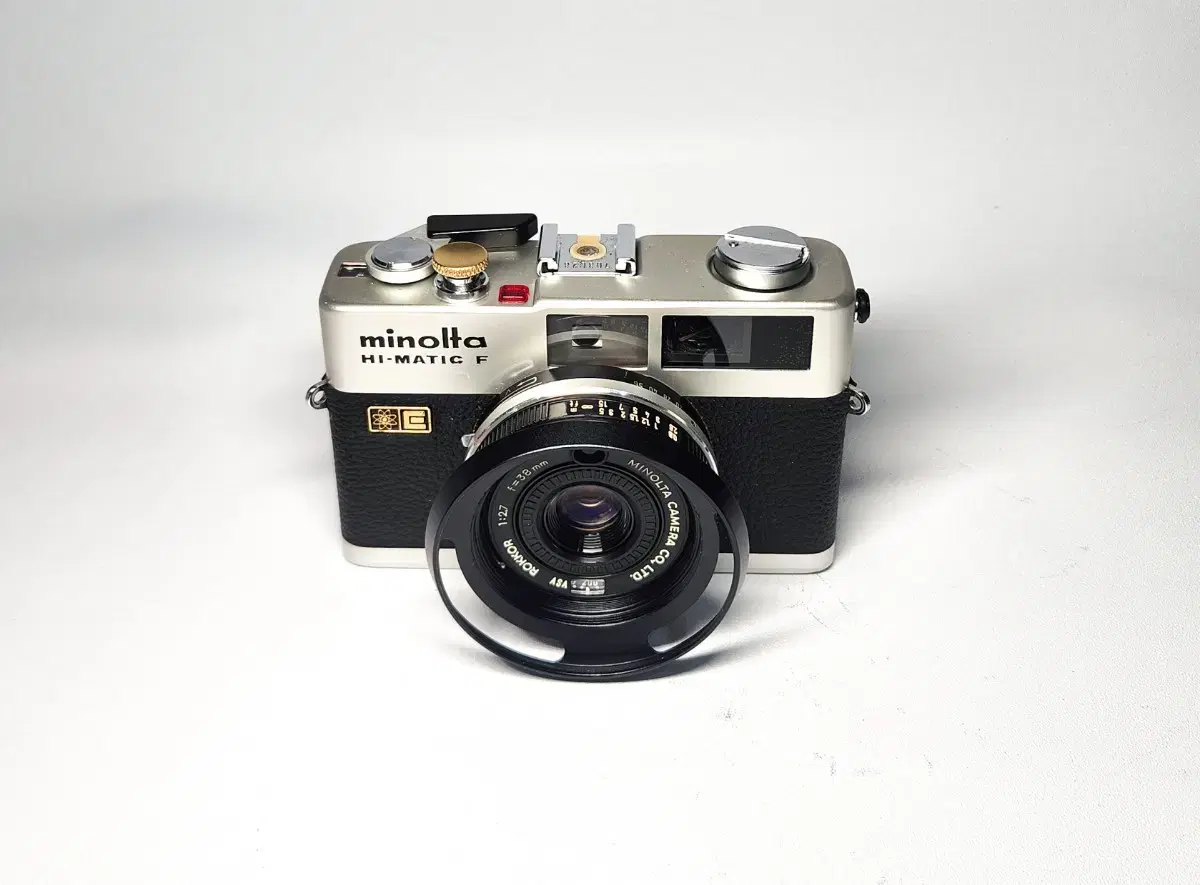 Minolta Hi-Matic F . A급 소형 필름 카메라